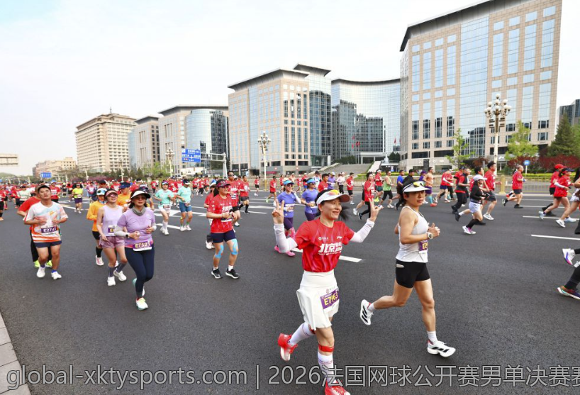 2026法国网球公开赛男单决赛赛场风云变幻